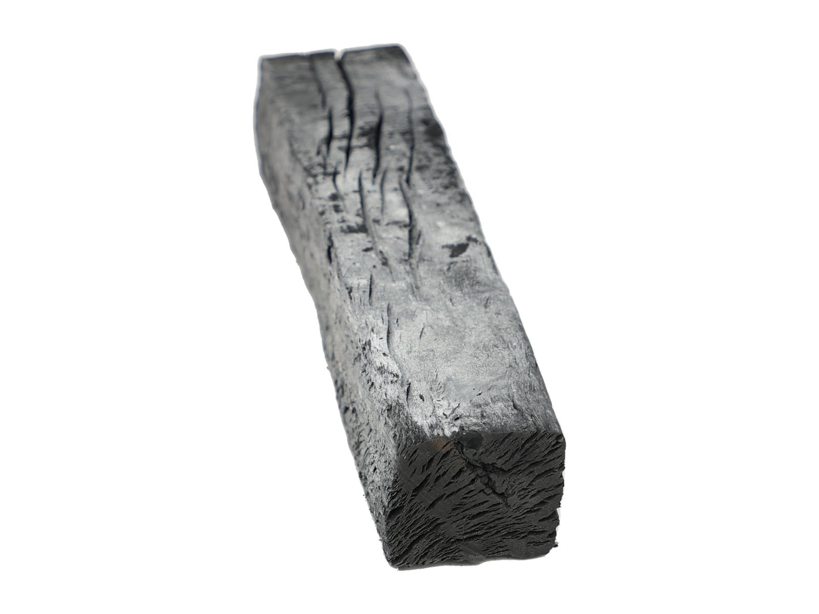 Choosing charcoal for a yakitori restaurant